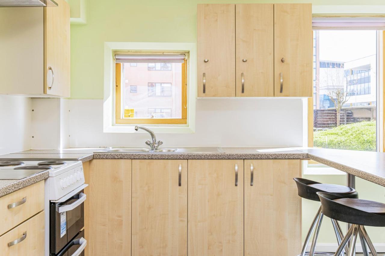 Vibrant Ensuite Rooms, Hatfield - Sk Εξωτερικό φωτογραφία